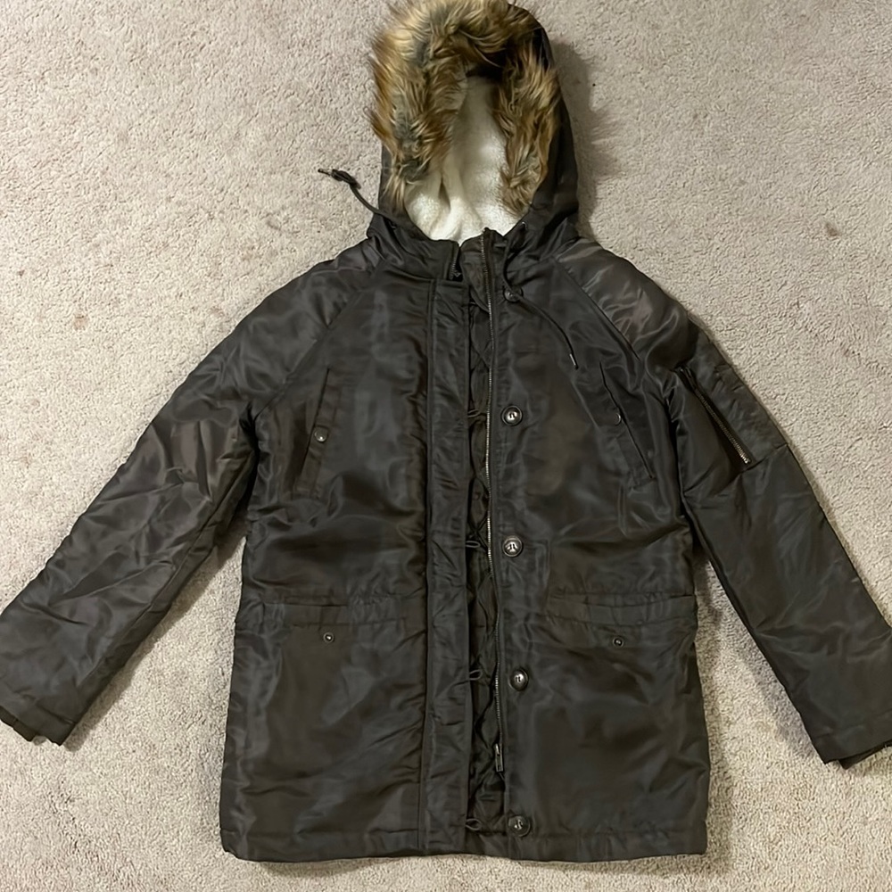 Light parka, dark olive green